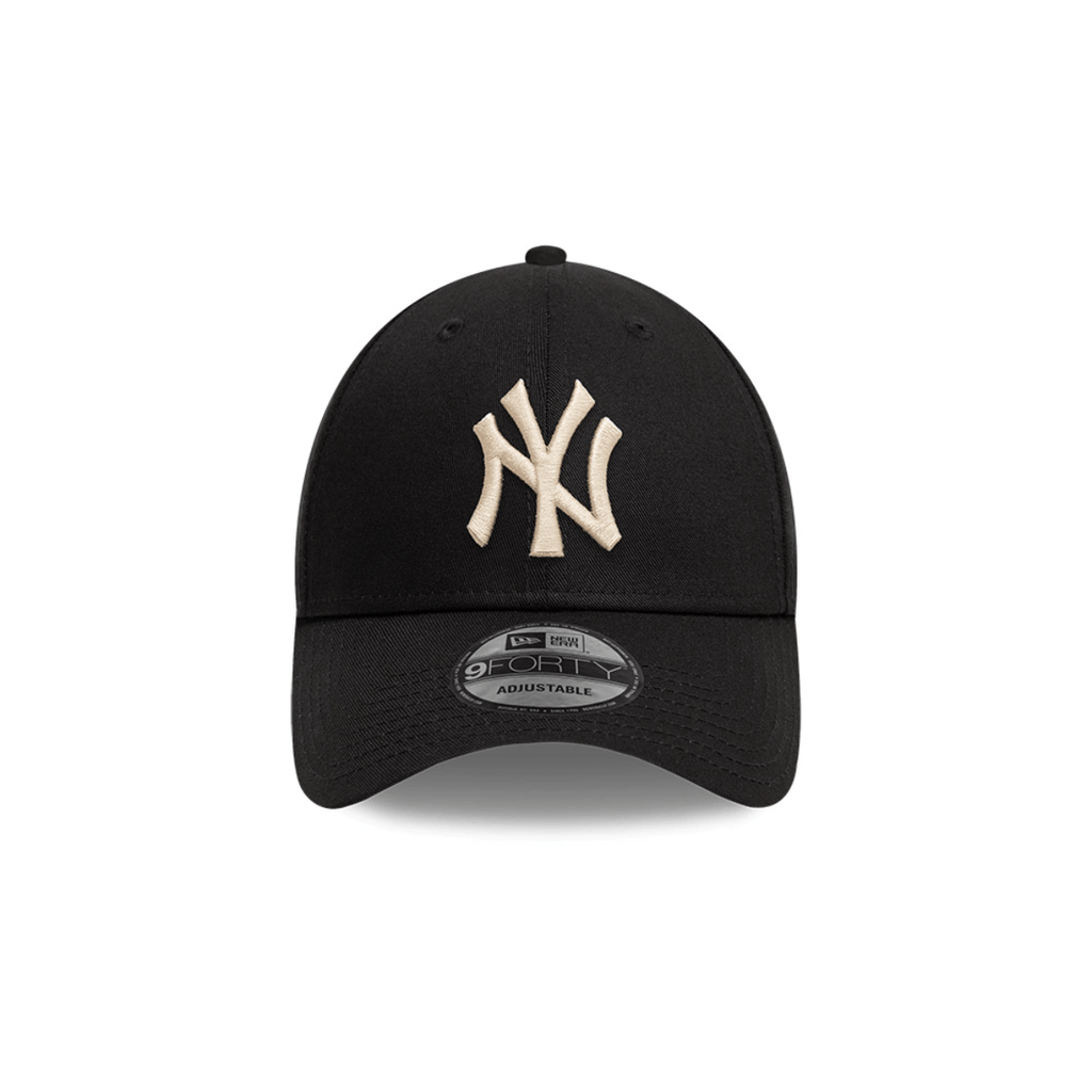 Gorra New York Yankees MLB League Essentials 9FORTY Ajustable Negra