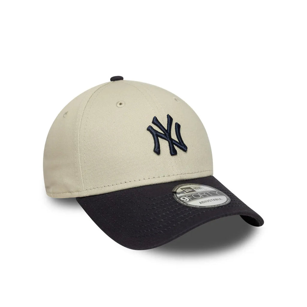 Gorra New York Yankees MLB Color Block 9FORTY Ajustable Beige New Era