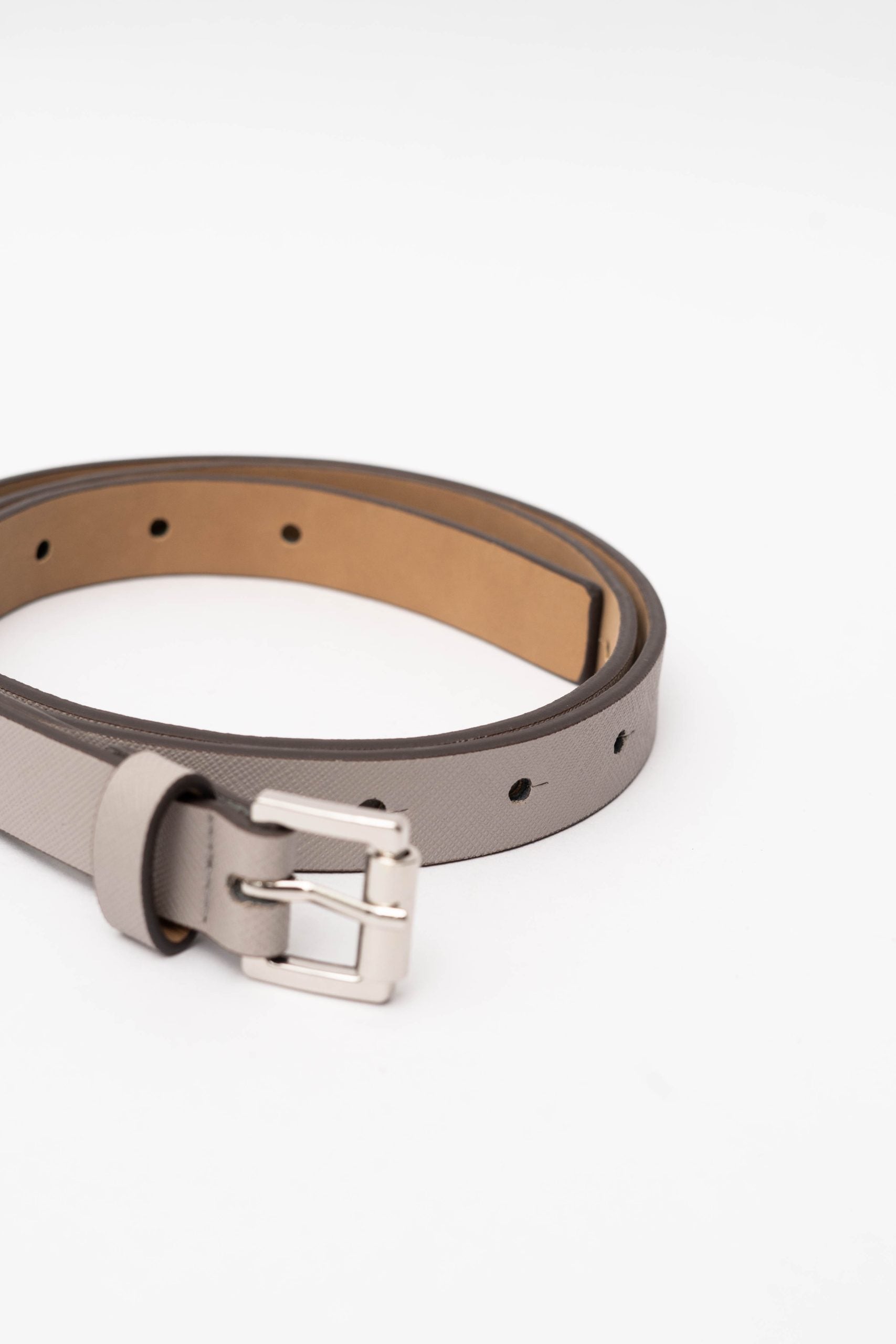 Michael Kors Correa Delgada Mujer Gris