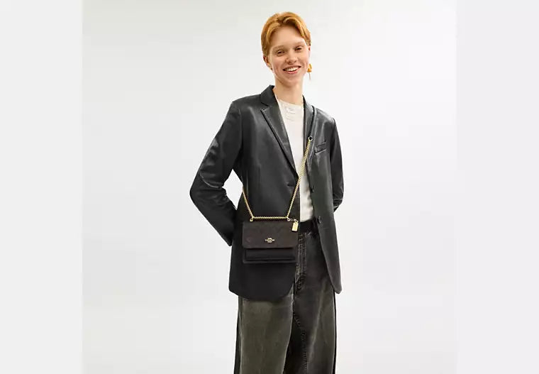 Coach Minibolso Negro CW206